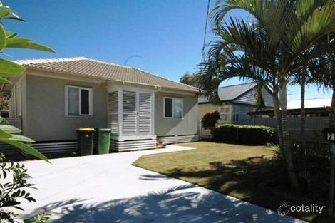 25 Elizabeth Ave, Clontarf, QLD 4019