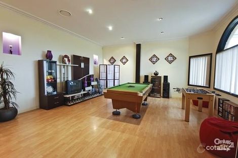 Property photo of 6 Meander Close West Hoxton NSW 2171