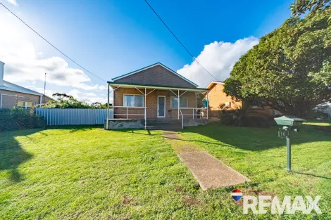 Property photo of 16 Cross Street Junee NSW 2663