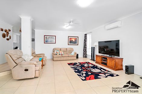 Property photo of 32 Pinyali Way Waggrakine WA 6530