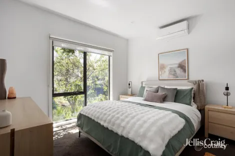 Property photo of 64 Bignell Road Bentleigh East VIC 3165