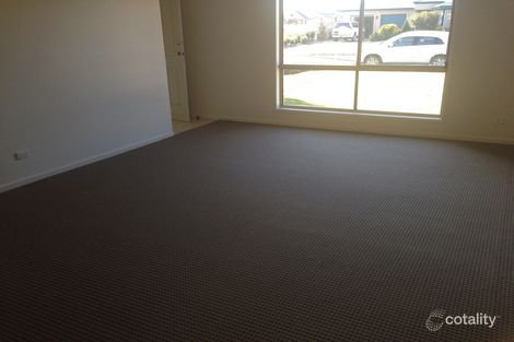 Property photo of 1/46 Wilga Street Hanwood NSW 2680