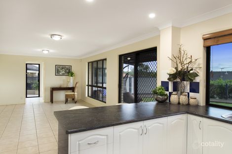 Property photo of 51 Kauri Street Carindale QLD 4152
