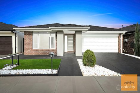 9 Azadi Cres, Strathtulloh, VIC 3338