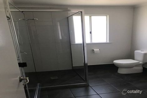 Property photo of 1/20 Dunkirk Street Svensson Heights QLD 4670