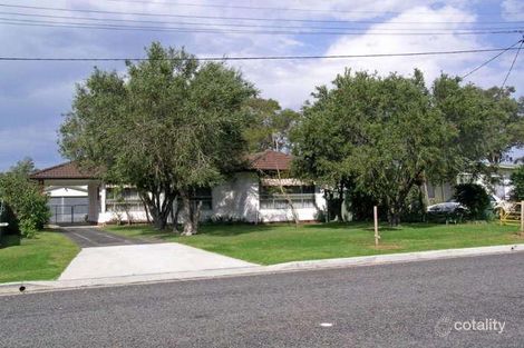 Property photo of 59 Kathleen White Crescent Killarney Vale NSW 2261