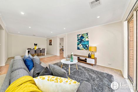 Property photo of 7 Stringybark Drive Jerrabomberra NSW 2619