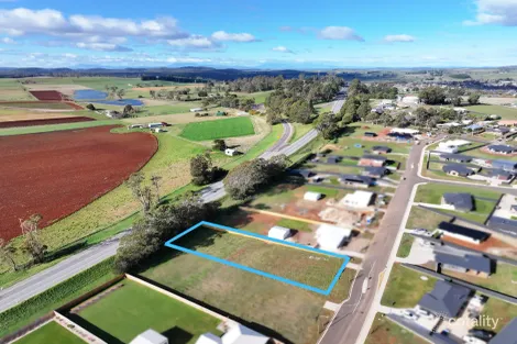 16 Liddesdale Dr, Deloraine, TAS 7304