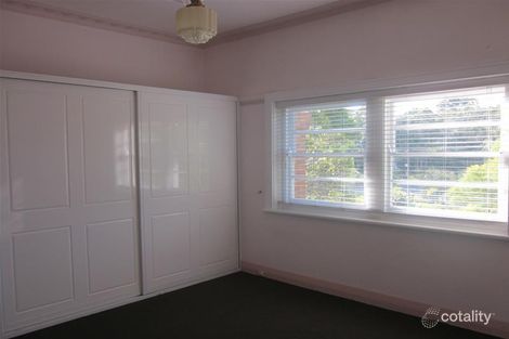 Property photo of 18 Seaview Street Kotara NSW 2289