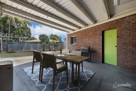 Property photo of 1 Nightingale Court Slade Point QLD 4740