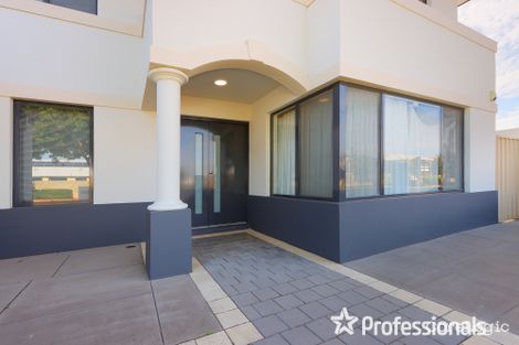 Property photo of 6 Codrington Street Southern River WA 6110