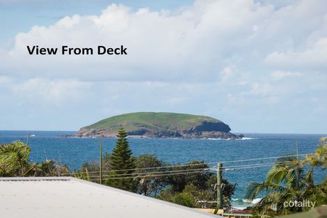 Property photo of 11 Ocean View Crescent Emerald Beach NSW 2456