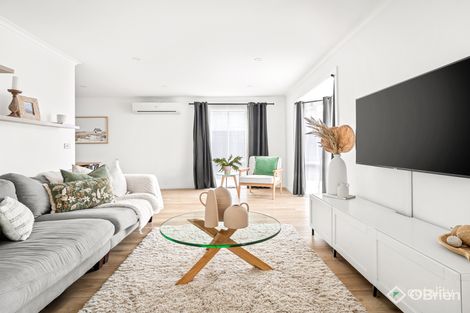 Property photo of 10 Maplewood Court Carrum Downs VIC 3201