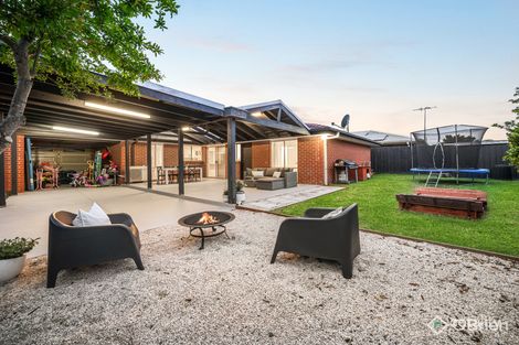 Property photo of 10 Maplewood Court Carrum Downs VIC 3201