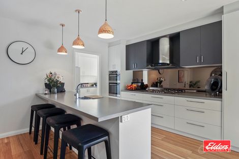 Property photo of 20 Lakeviews Circuit Yarrawonga VIC 3730