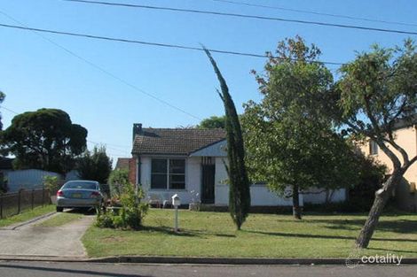 6 Koonawarra St, Villawood, NSW 2163