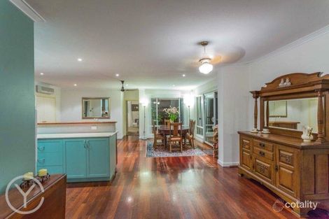 Property photo of 14 Deanmore Road Karrinyup WA 6018