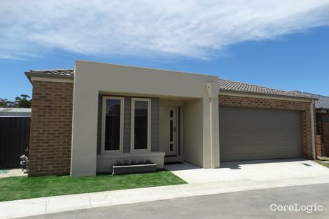 Property photo of 25 Rebellion Place Ballarat East VIC 3350
