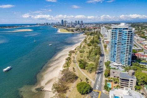 905/230-236 Marine Pde, Labrador, QLD 4215