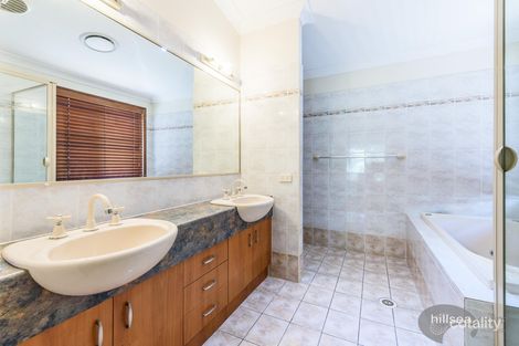 Property photo of 23 Desert Falls Crescent Parkwood QLD 4214
