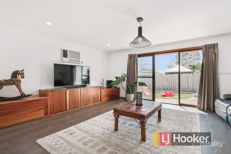 Property photo of 7 South Anderson Court Cranbourne VIC 3977