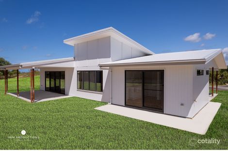 4/6 Beaches Village Cct, Agnes Water, QLD 4677