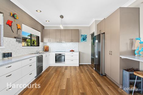 Property photo of 19 Hollings Drive Kiama Downs NSW 2533