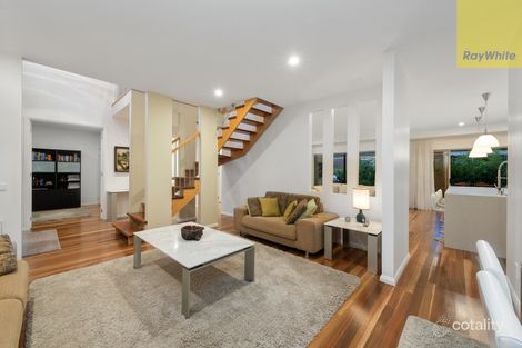 Property photo of 21 Illawarra Circuit Taylors Hill VIC 3037