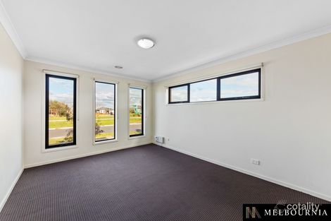 Property photo of 10 Mundara Drive Wyndham Vale VIC 3024
