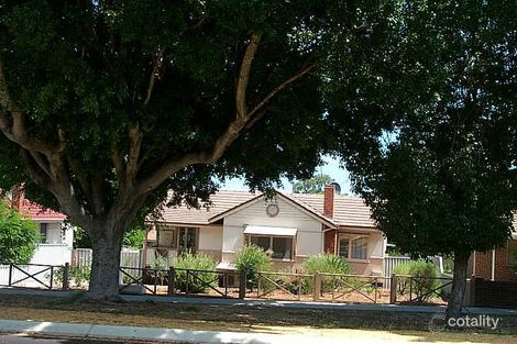 120 Medina Ave, Medina, WA 6167