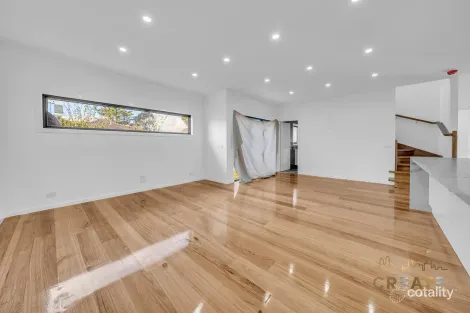 Property photo of 24 Lois Street St Albans VIC 3021