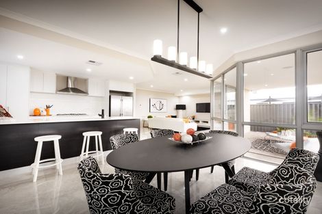 Property photo of 15 Passage Way Mandurah WA 6210