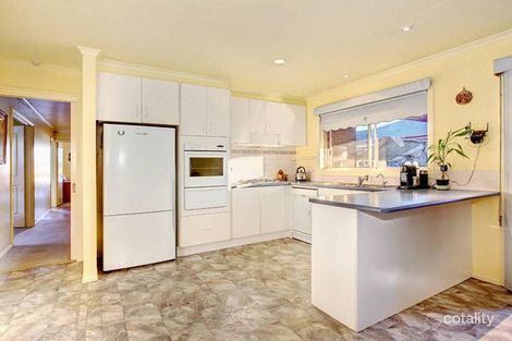 Property photo of 11 Gowanbrae Drive Gowanbrae VIC 3043