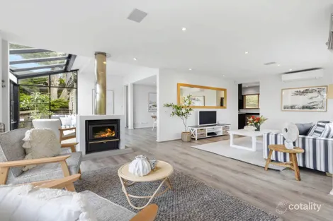 Property photo of 4 The Promenade Somers VIC 3927