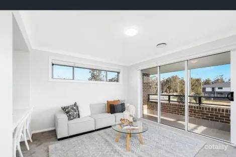 Property photo of 4 Frampton Drive Gilead NSW 2560