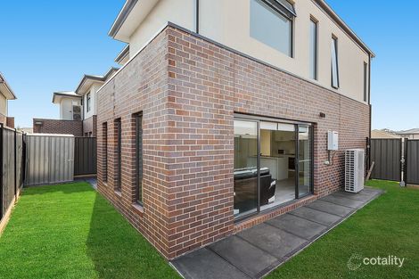Property photo of 2A Divan Place Craigieburn VIC 3064