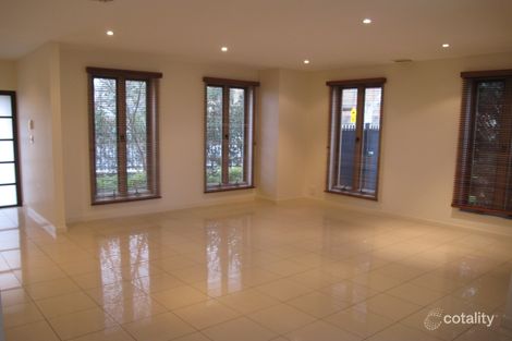 Property photo of 8 Redan Road Caulfield North VIC 3161