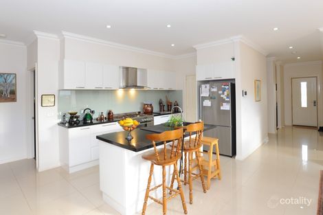 Property photo of 14 Willandra Circuit Warragul VIC 3820