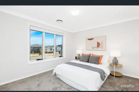 Property photo of 4 Frampton Drive Gilead NSW 2560