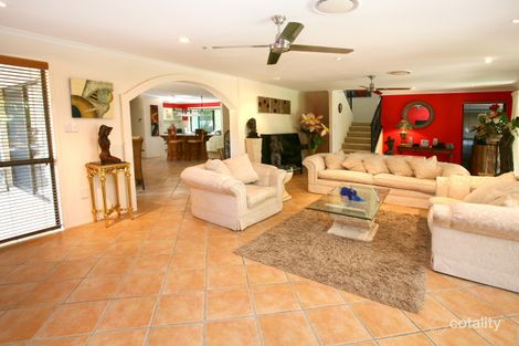 Property photo of 9 Atlas Crescent Benowa QLD 4217