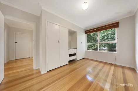 Property photo of 11 Marcus Road Templestowe Lower VIC 3107