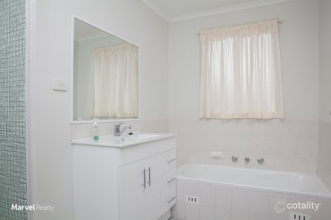 Property photo of 76 McLaren Place Ingleburn NSW 2565