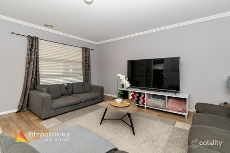 Property photo of 19 Marylands Way Bourkelands NSW 2650