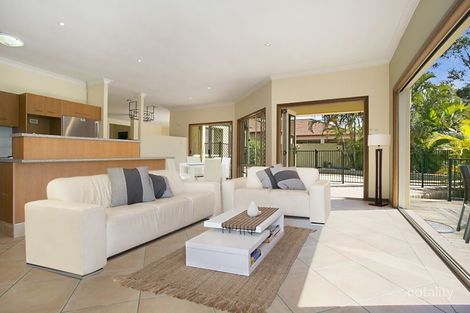 Property photo of 9 Hazel Court Arundel QLD 4214