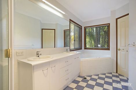 Property photo of 9 Hazel Court Arundel QLD 4214
