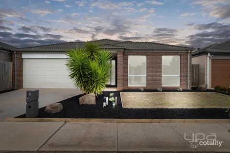 Property photo of 53 Toolern Waters Drive Weir Views VIC 3338