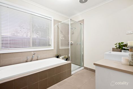 Property photo of 1 Montsalvat Street Doreen VIC 3754