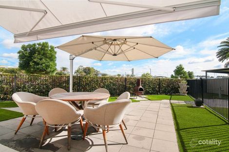 Property photo of 108 John Lund Drive Hope Island QLD 4212