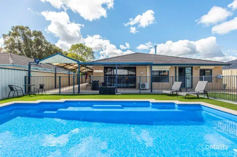4 Colebrook Cir, Secret Harbour, WA 6173