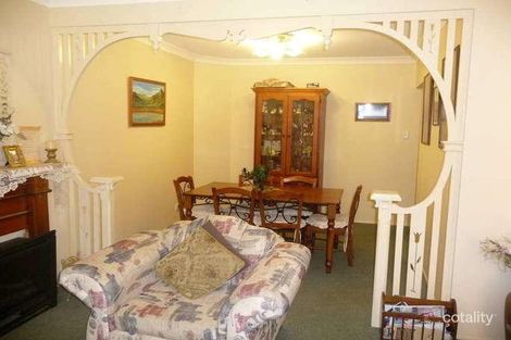 Property photo of 23 Gleneagles Crescent Oxley QLD 4075